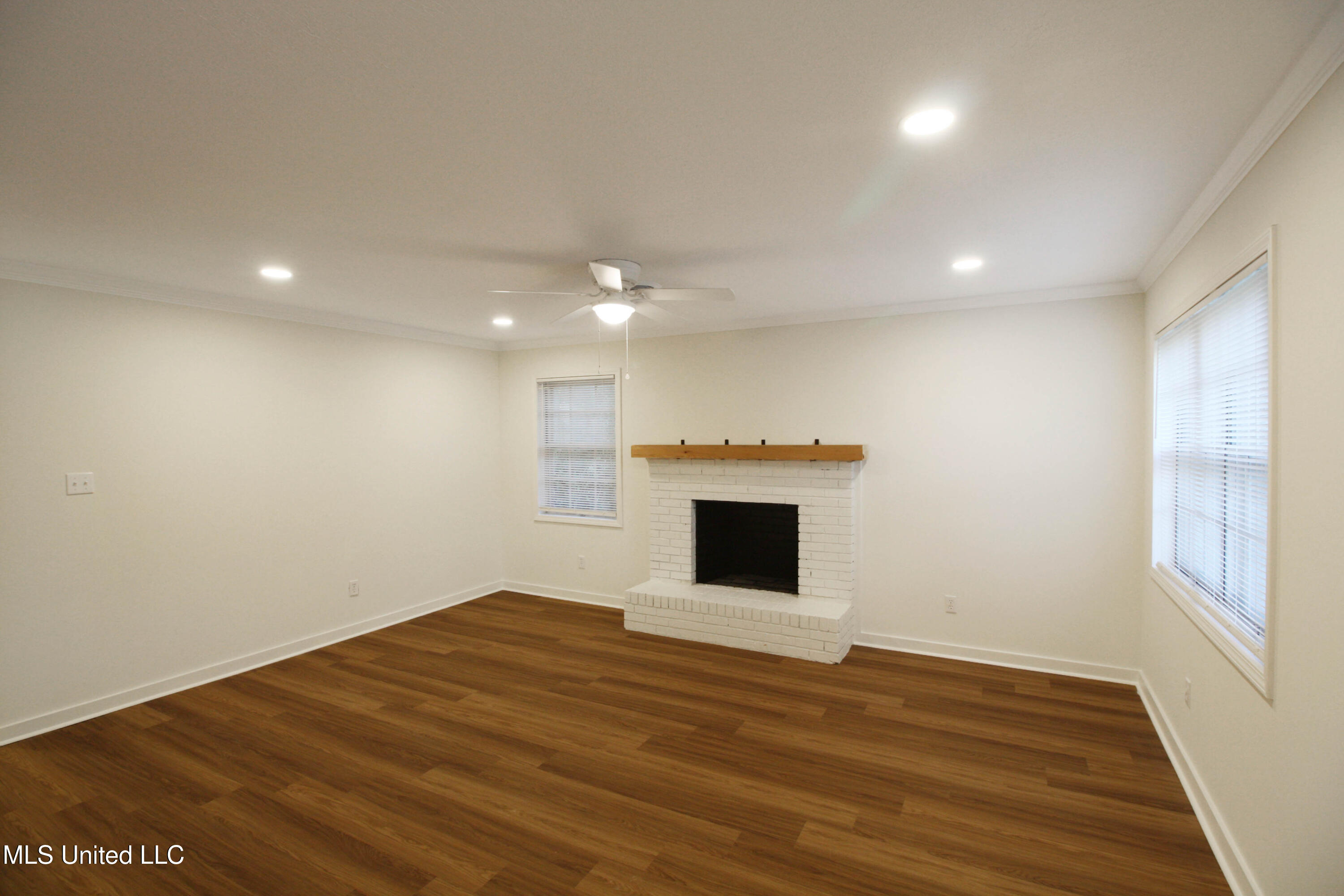 703 Lindale Street Clinton, MS 39056 - Photo 11 of 30 IMG_9162