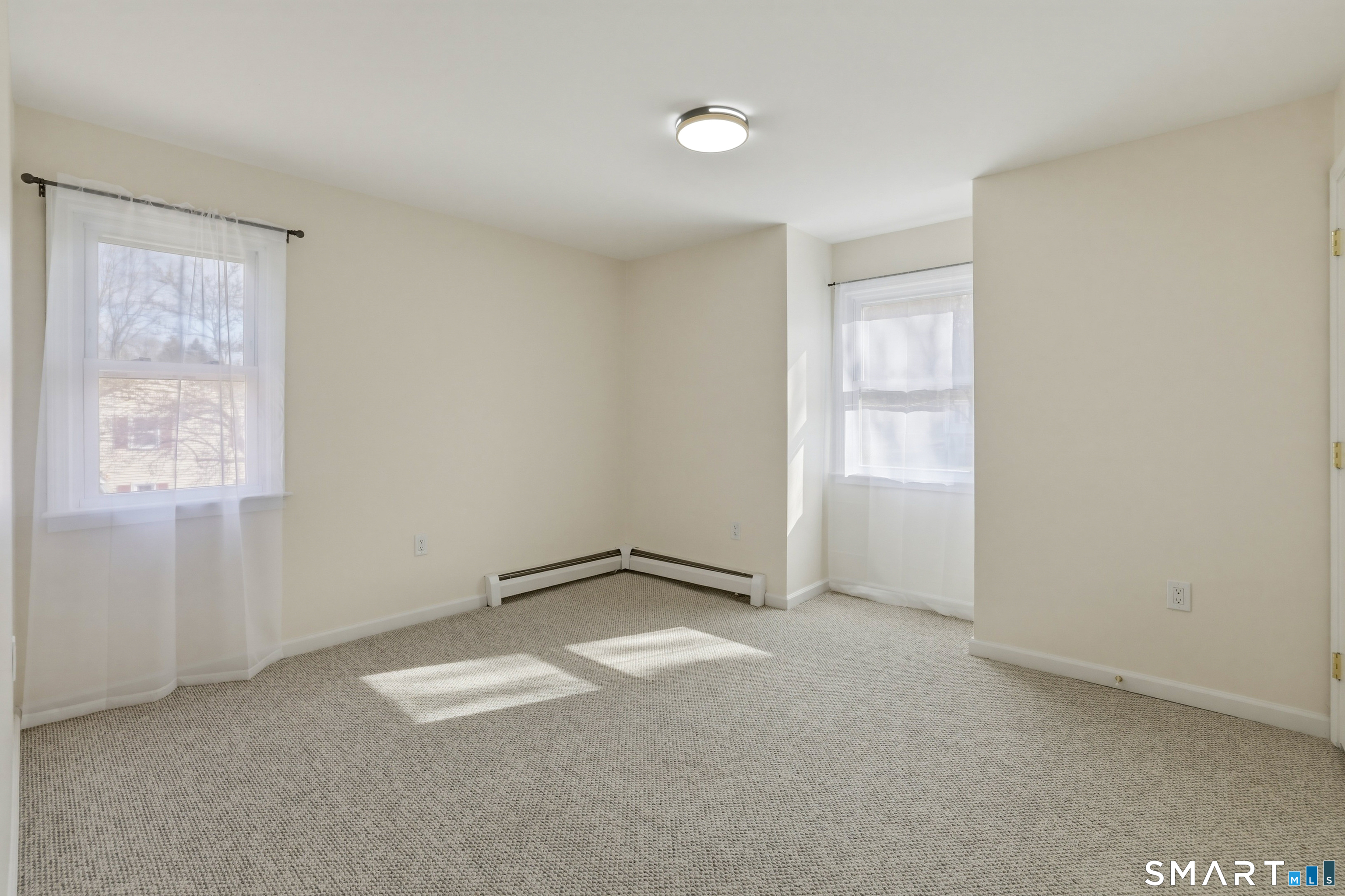 35 Hollow Brook Road Windsor, CT 06095 - Photo 27 of 40