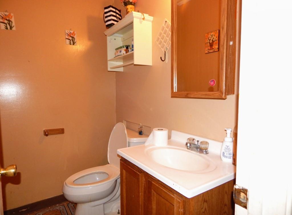 21 Burr Street Springfield, MA 01109 - Photo 12 of 21 Gallery Image 12