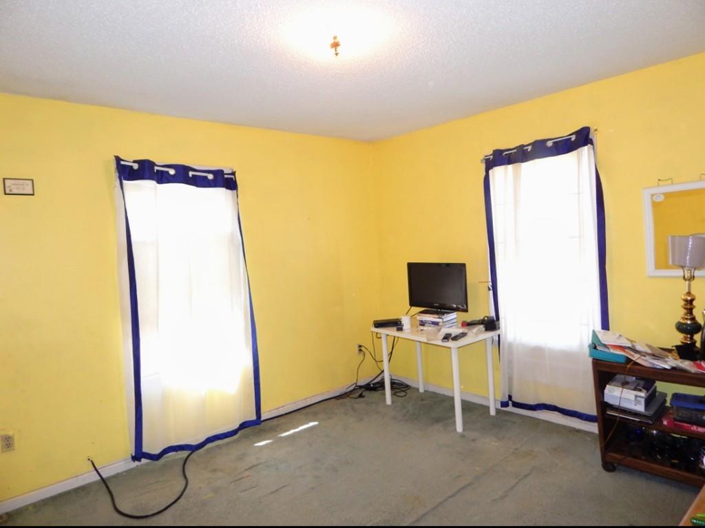 21 Burr Street Springfield, MA 01109 - Photo 14 of 21 Gallery Image 14