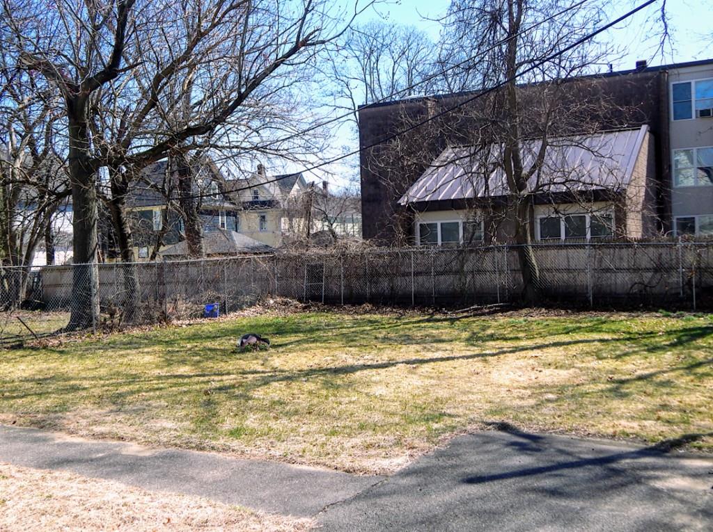 21 Burr Street Springfield, MA 01109 - Photo 20 of 21 Gallery Image 20
