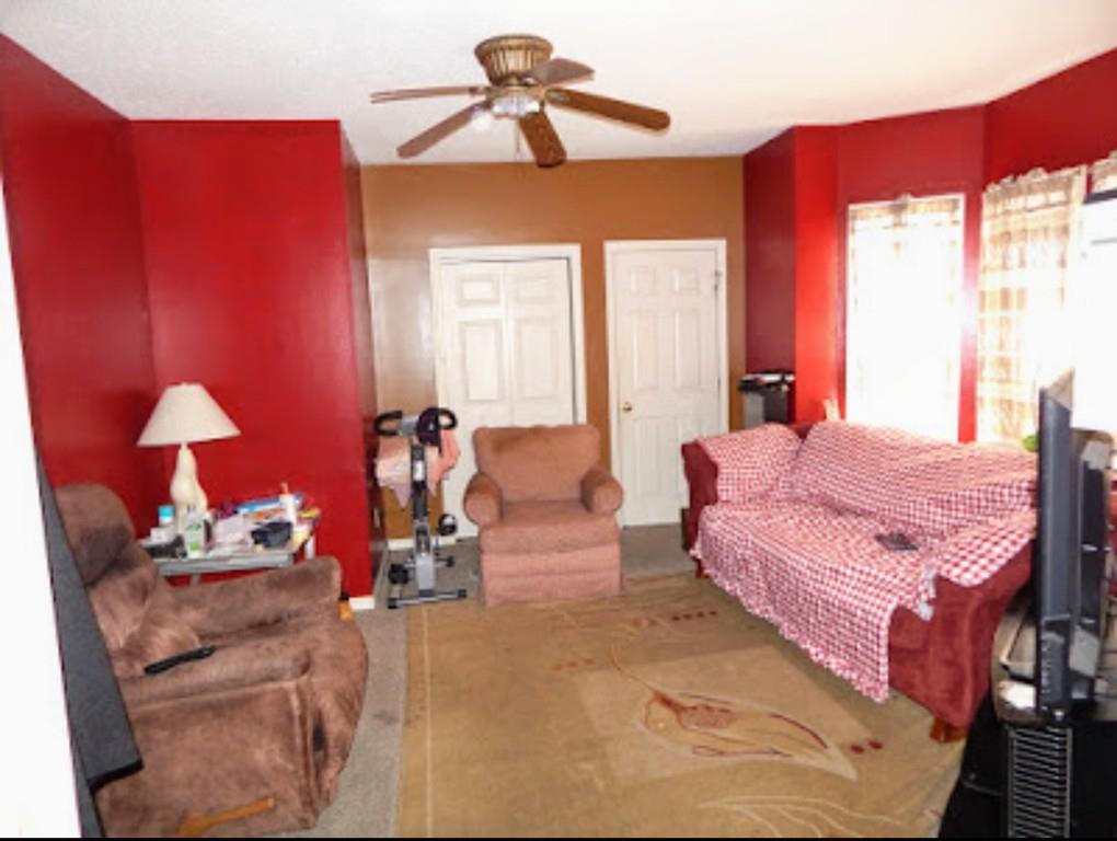 21 Burr Street Springfield, MA 01109 - Photo 3 of 21 Gallery Image 3