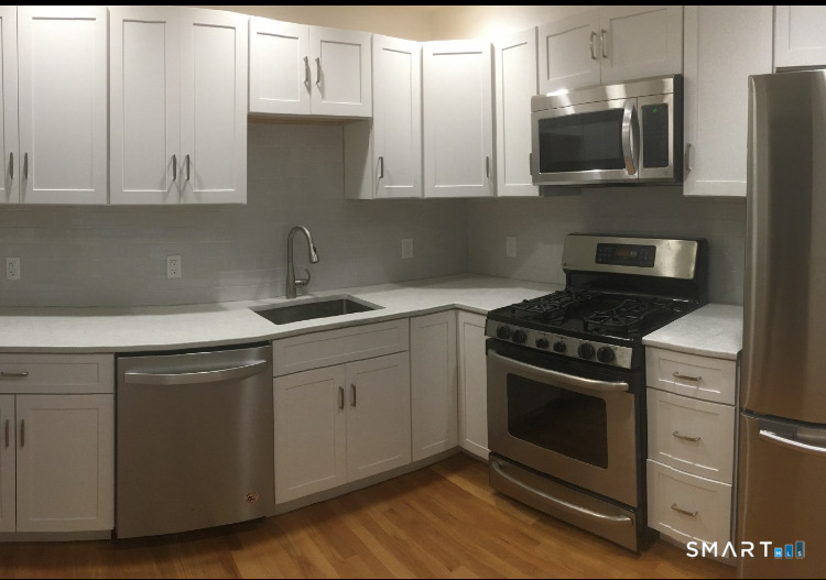 245 Unquowa Road, Unit 59 Fairfield, CT 06824 - Photo 5 of 8