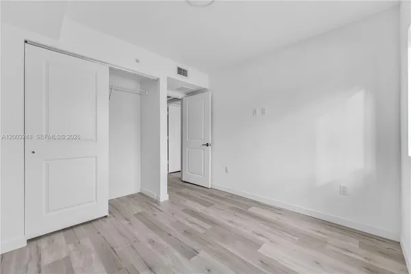 $1,975 | 175 Northwest 160th Street, Unit 115, North Miami Beach, FL 33169