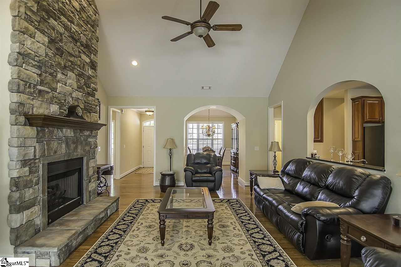 205 Aldgate Way Greer, SC 29650 - Photo 12 of 34 Gallery Image 12