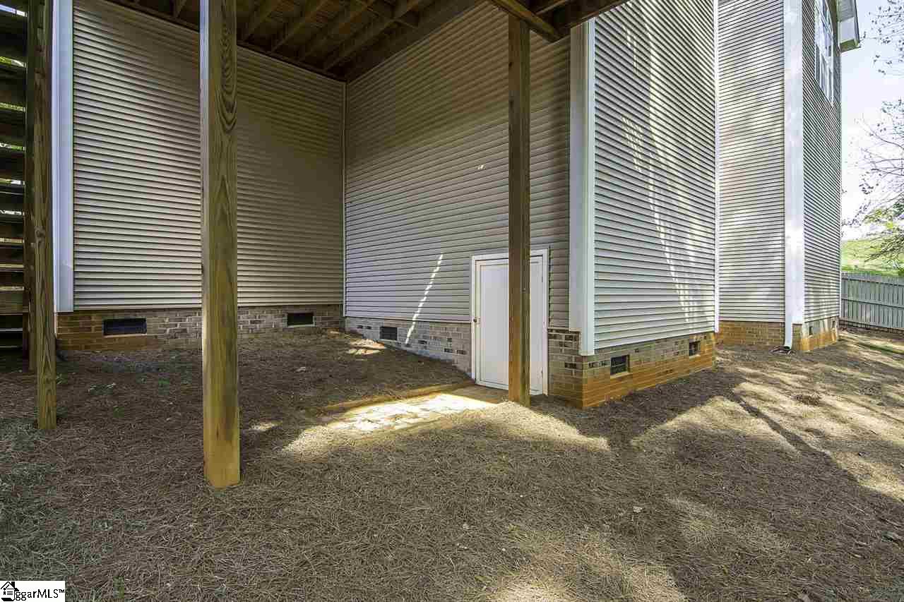 205 Aldgate Way Greer, SC 29650 - Photo 31 of 34 Gallery Image 31
