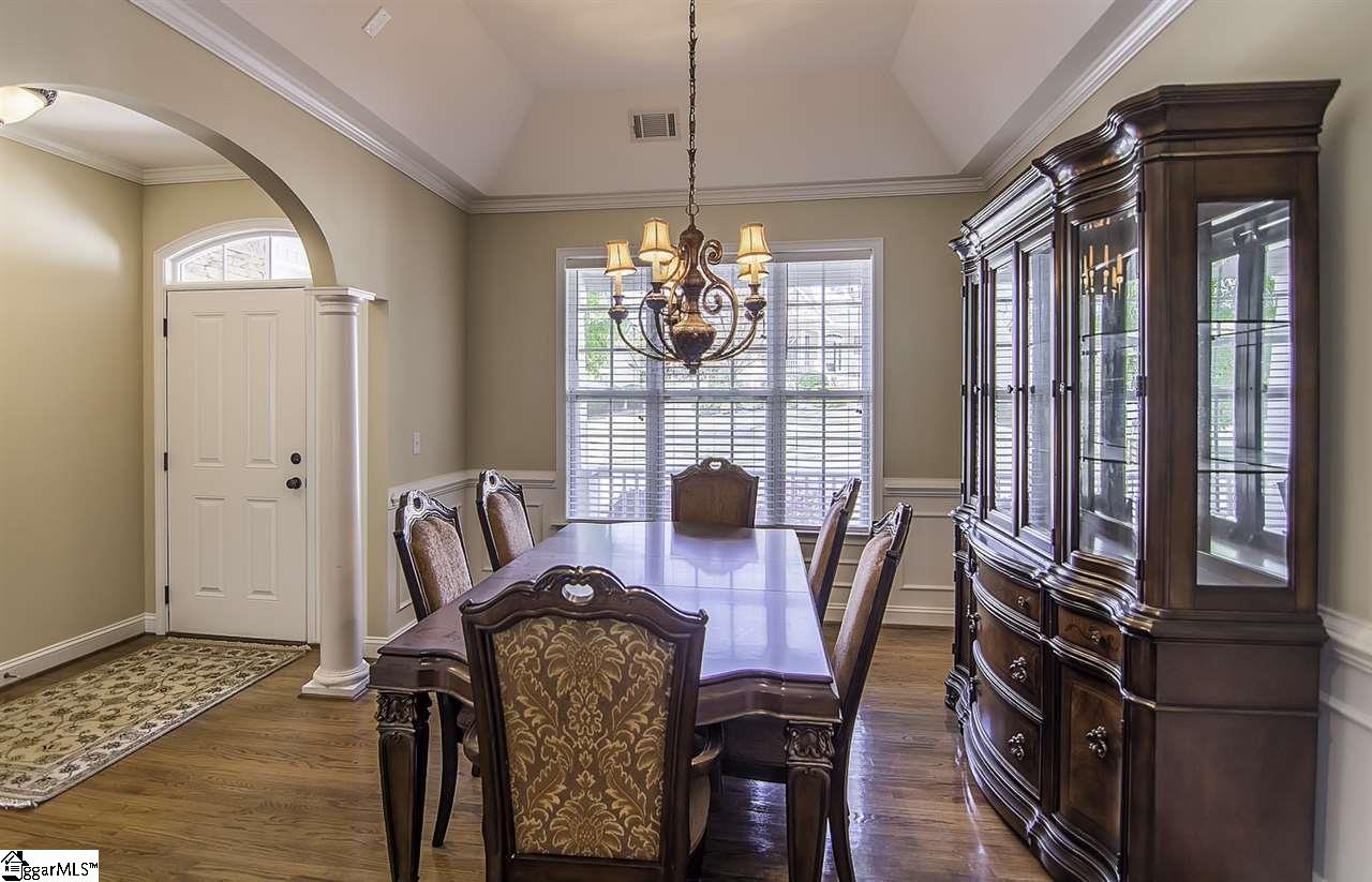 205 Aldgate Way Greer, SC 29650 - Photo 7 of 34 Gallery Image 7