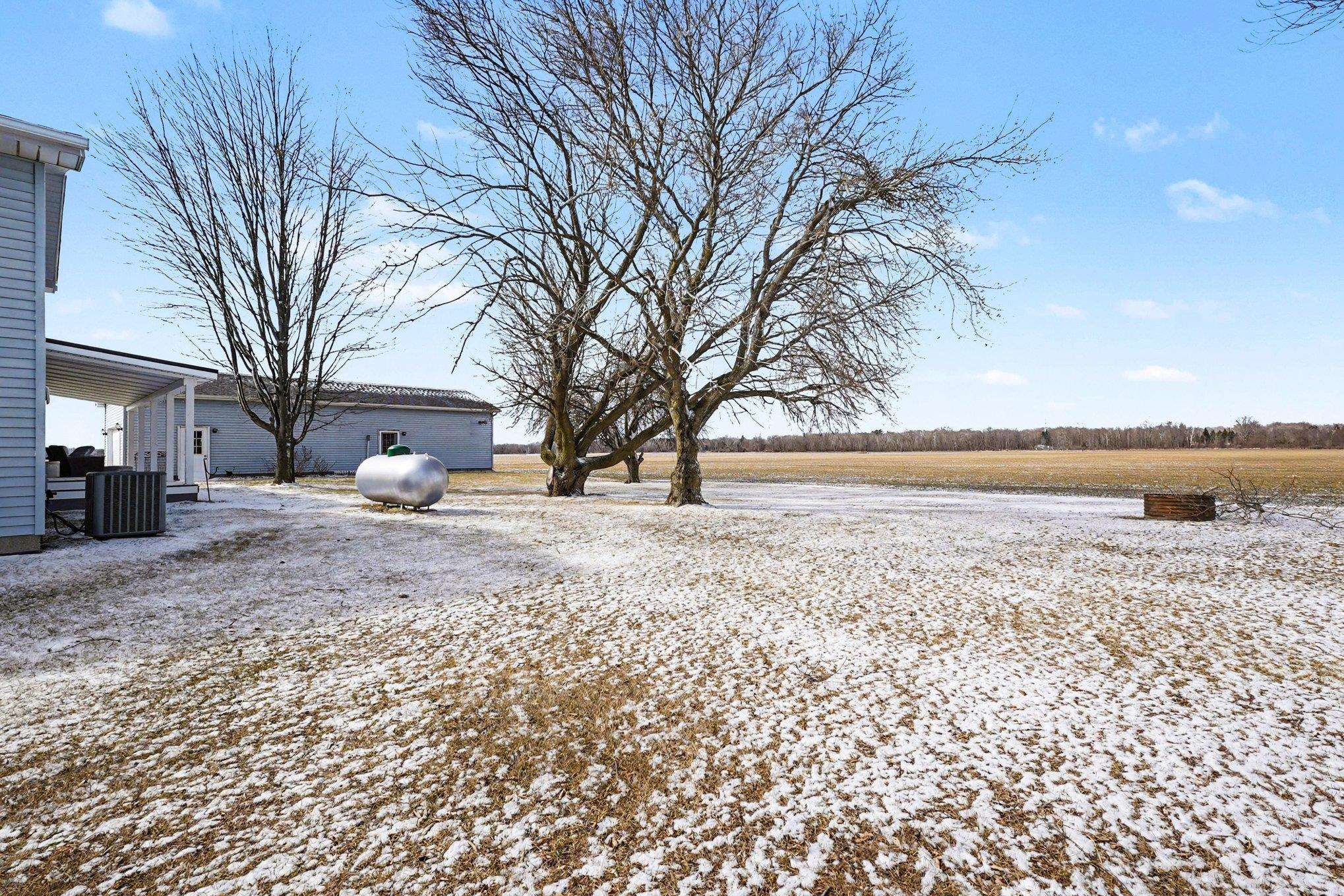 2419 North Tower Beach Road Pinconning, MI 48650 - Photo 30 of 34