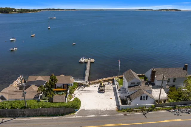 a view of a lake with houses
