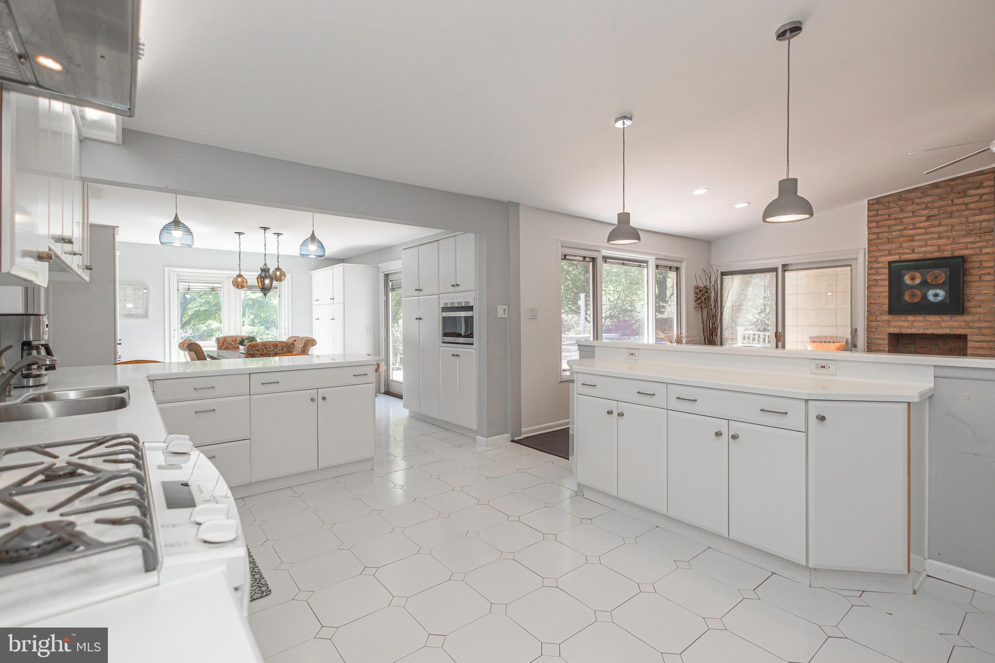 661 Nancy Road Yardley, PA 19067 - Photo 12 of 72 Huge Kitchen and Breakfast Room Space