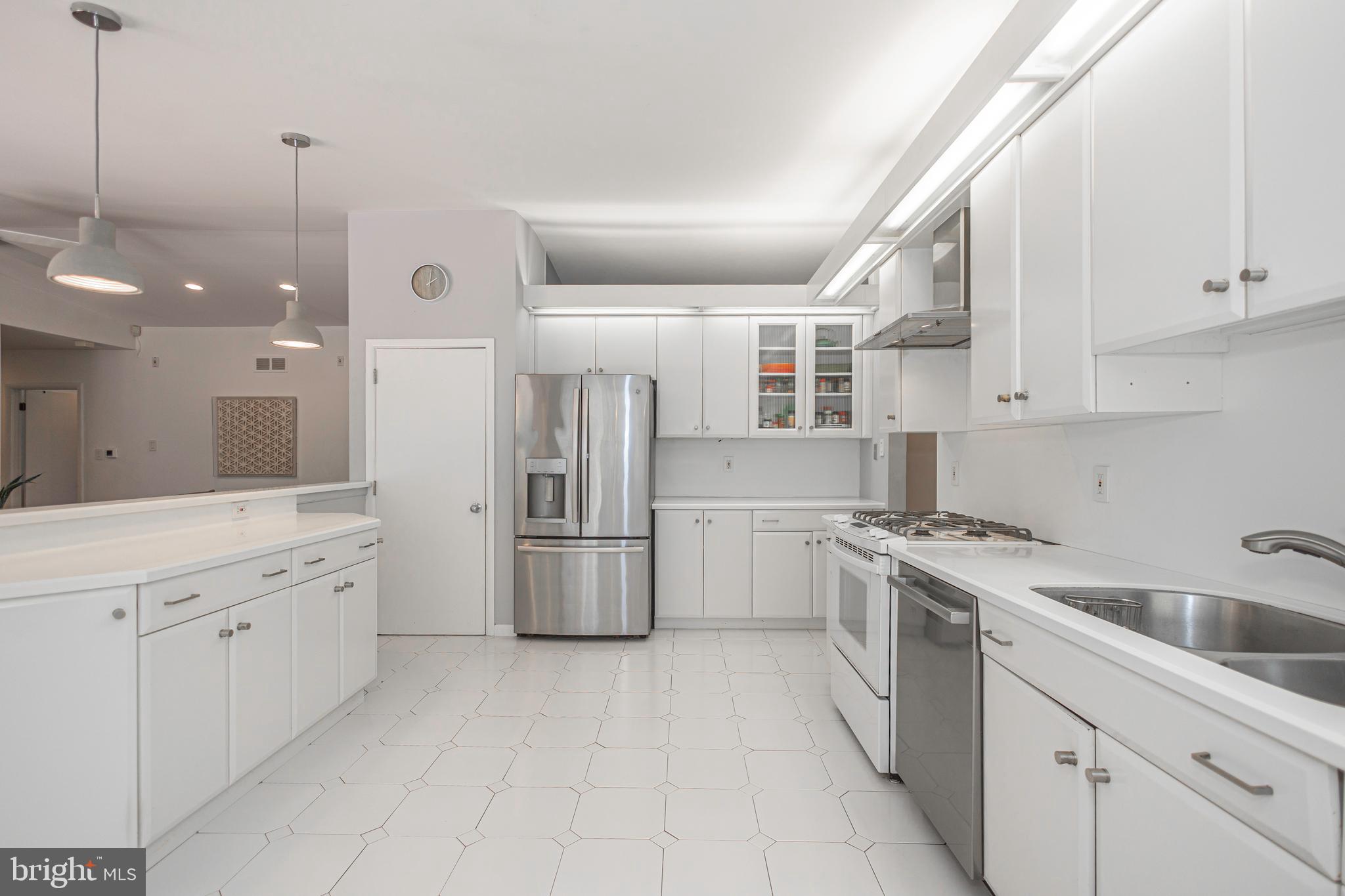 661 Nancy Road Yardley, PA 19067 - Photo 18 of 72