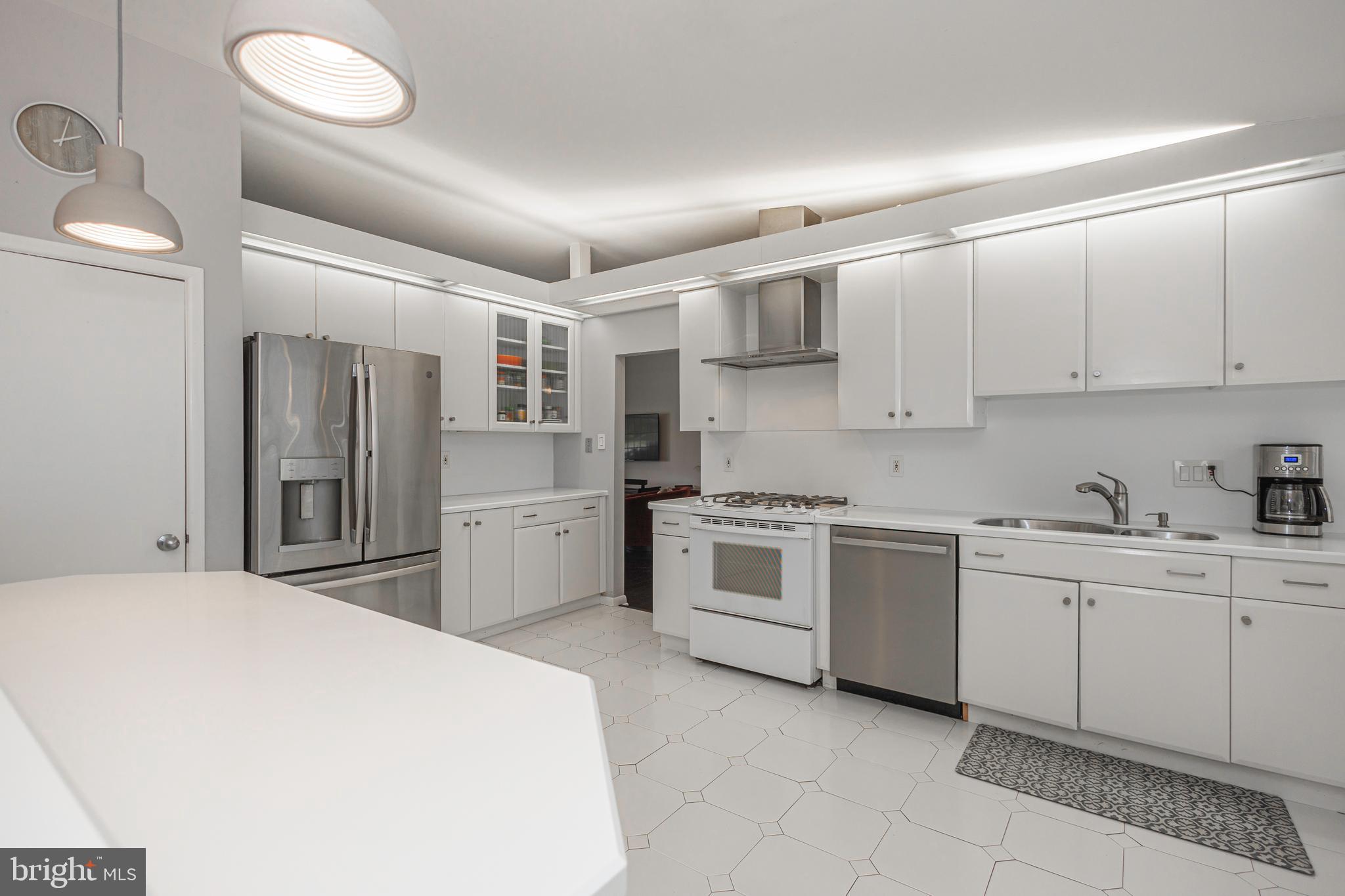 661 Nancy Road Yardley, PA 19067 - Photo 20 of 72