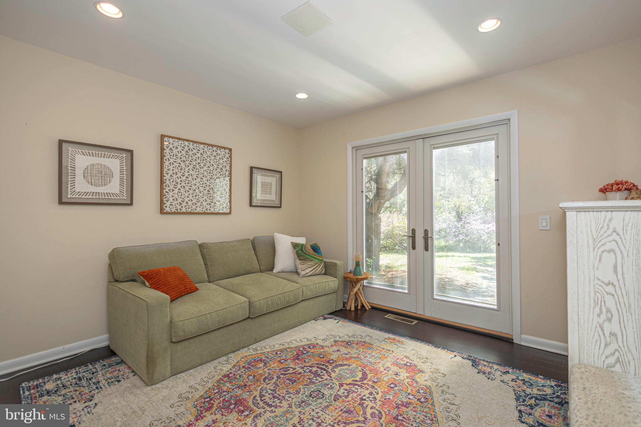 661 Nancy Road Yardley, PA 19067 - Photo 43 of 72 InLawSuite/BR 4 Next to Kitchen w/rear access