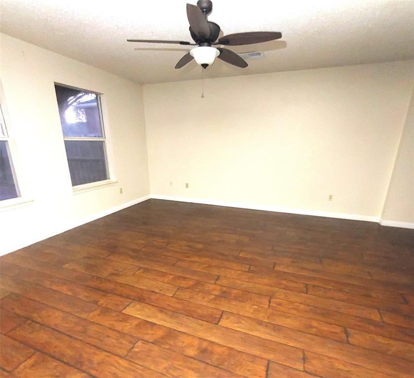 2107 Meadowview Drive Corinth, TX 76210 - Photo 6 of 22