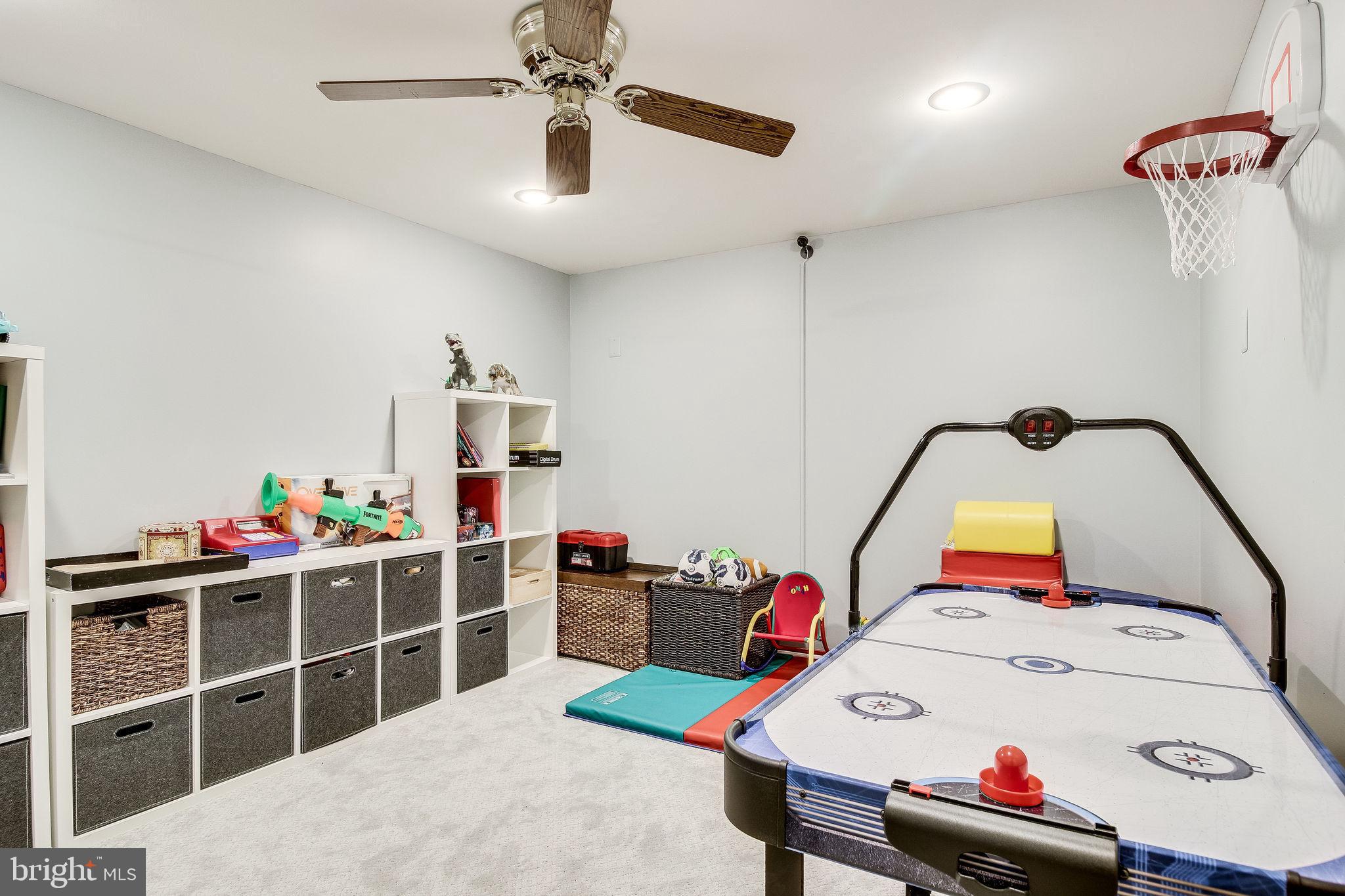 8101 Deercreek Place Springfield, VA 22153 - Photo 38 of 42