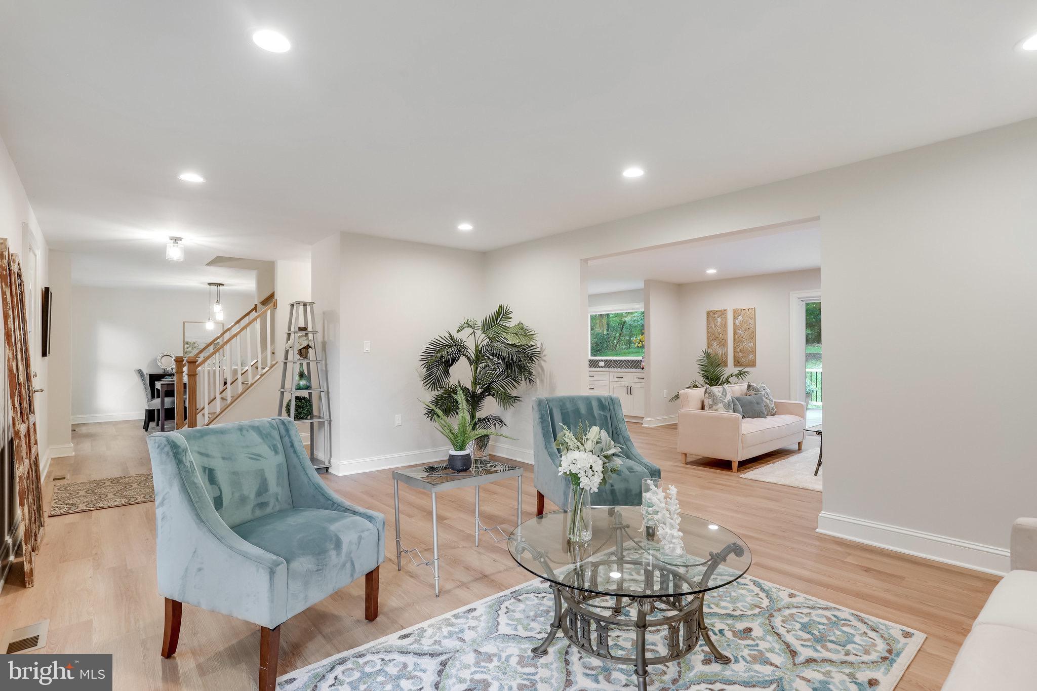 11208 Hunting Horn Lane Reston, VA 20191 - Photo 12 of 69 Gallery Image 12