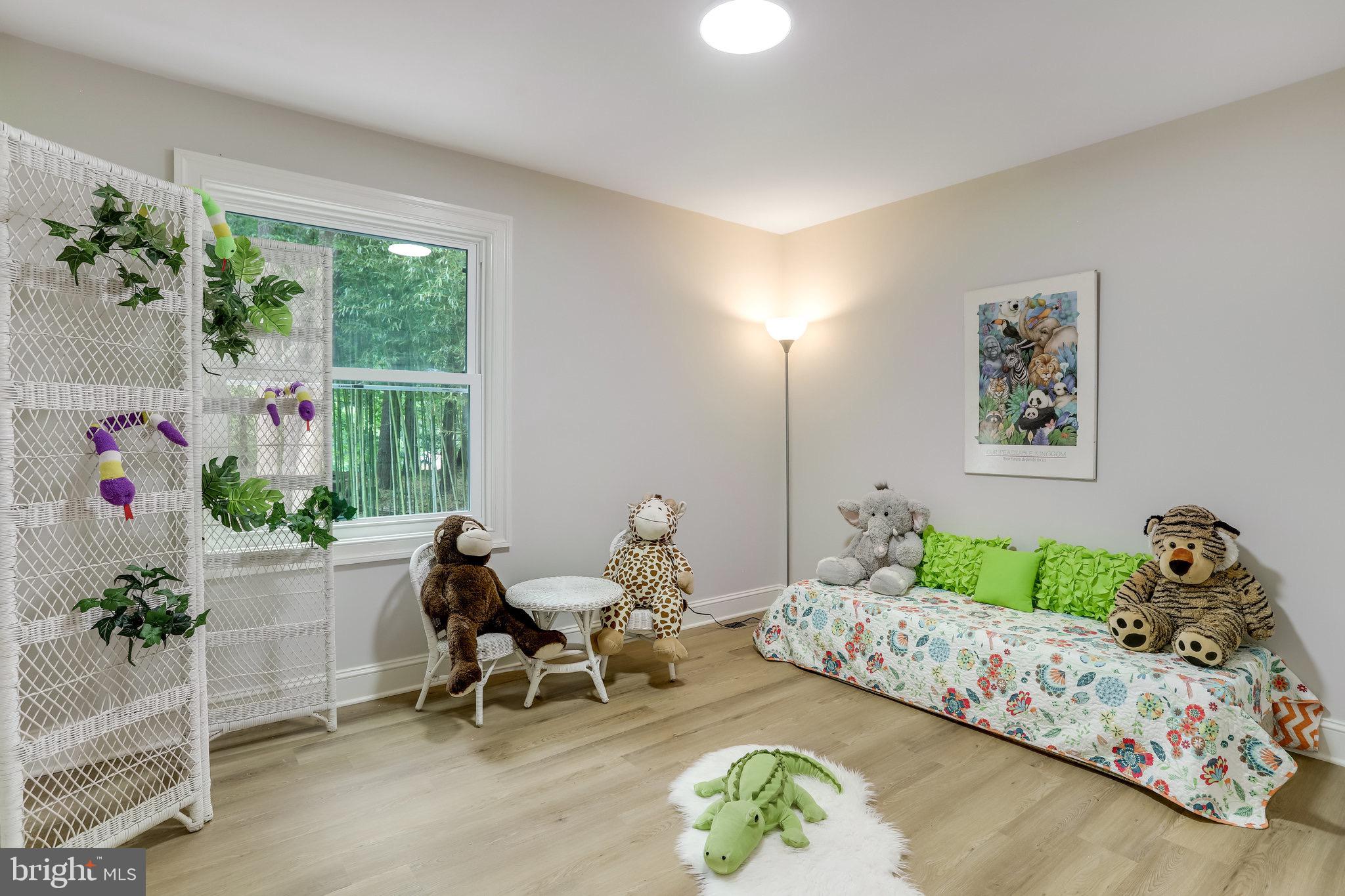 11208 Hunting Horn Lane Reston, VA 20191 - Photo 43 of 69 4th bedroom