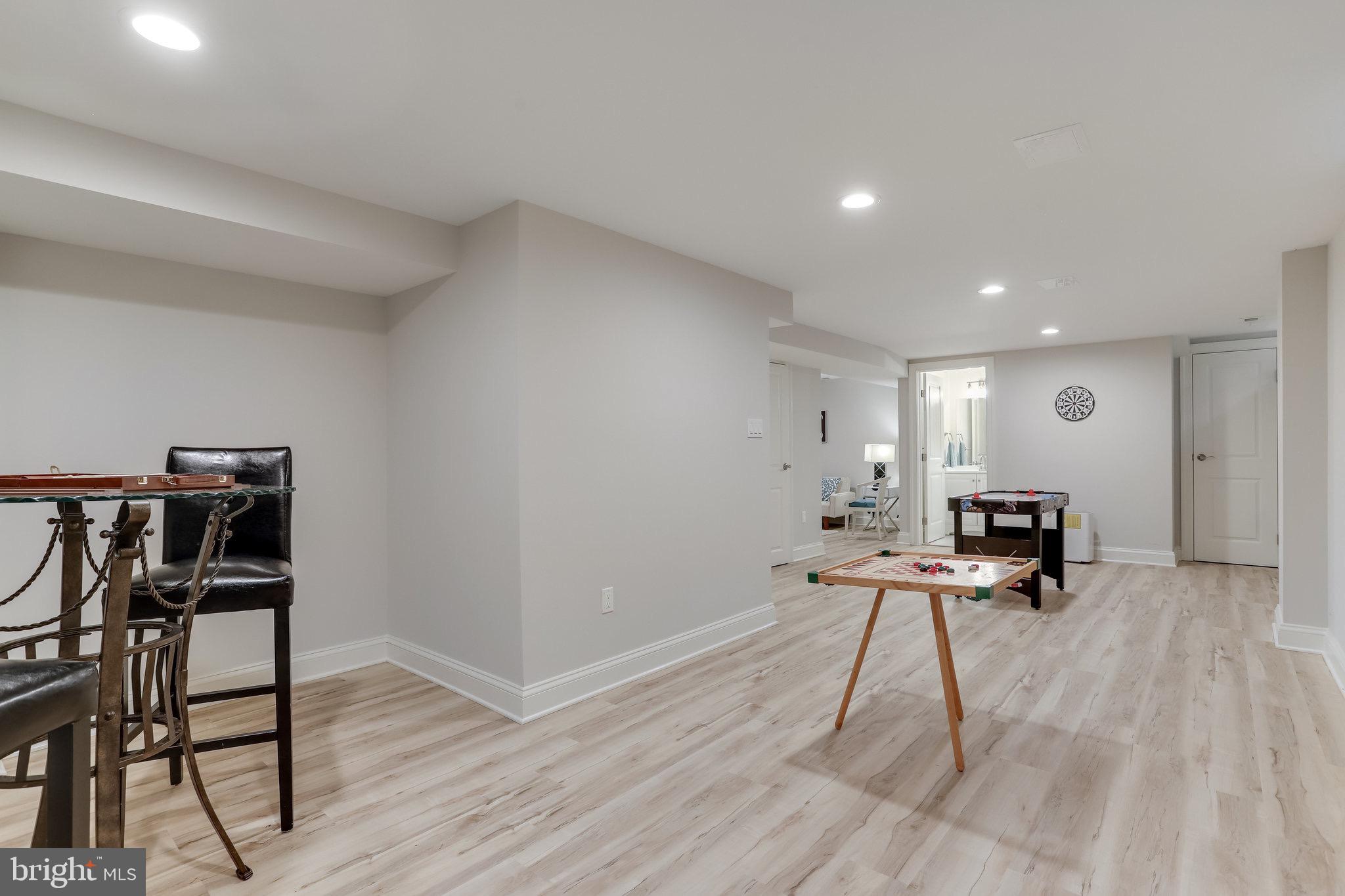 11208 Hunting Horn Lane Reston, VA 20191 - Photo 55 of 69 Gallery Image 55