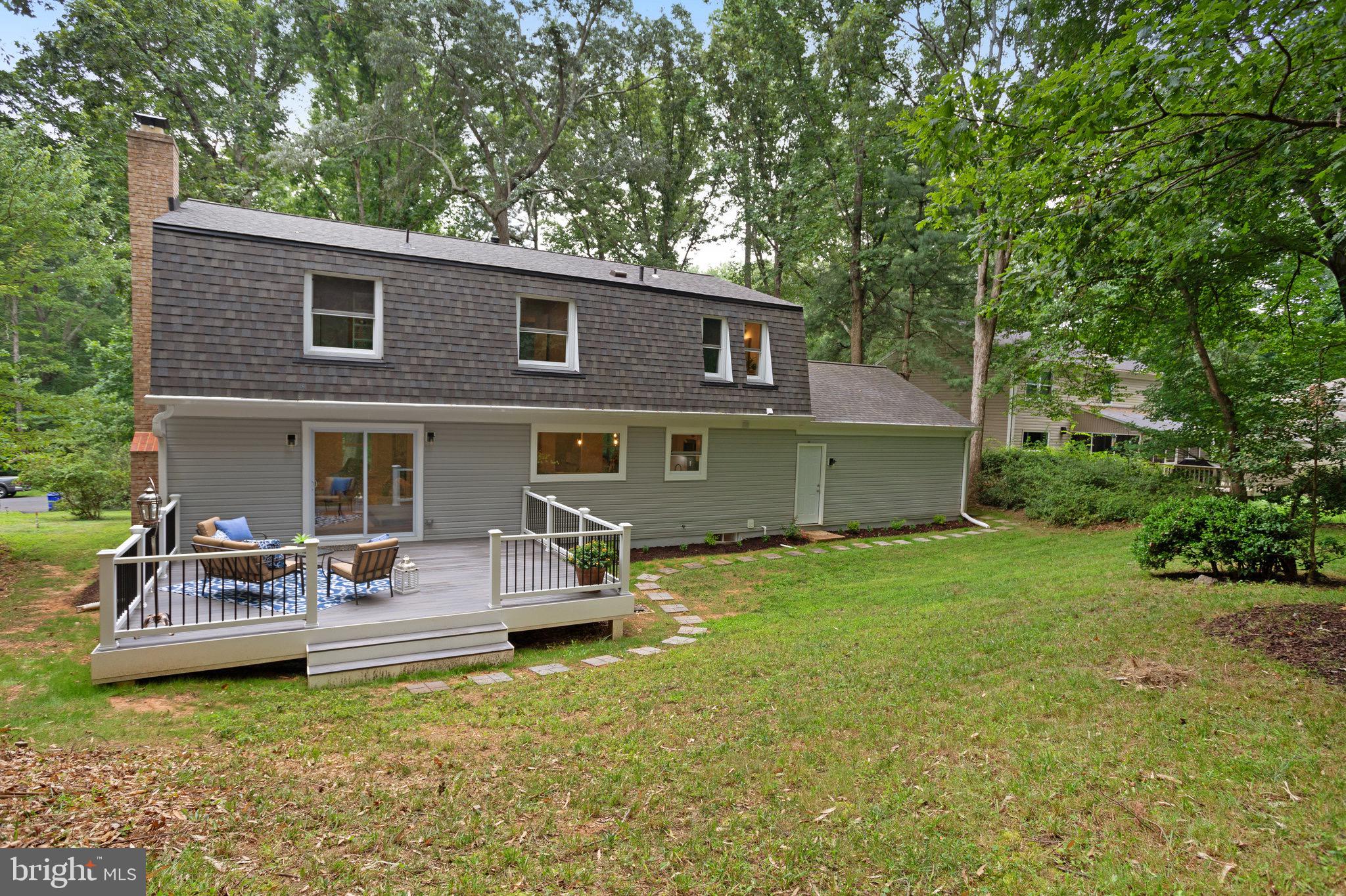 11208 Hunting Horn Lane Reston, VA 20191 - Photo 68 of 69 Gallery Image 68