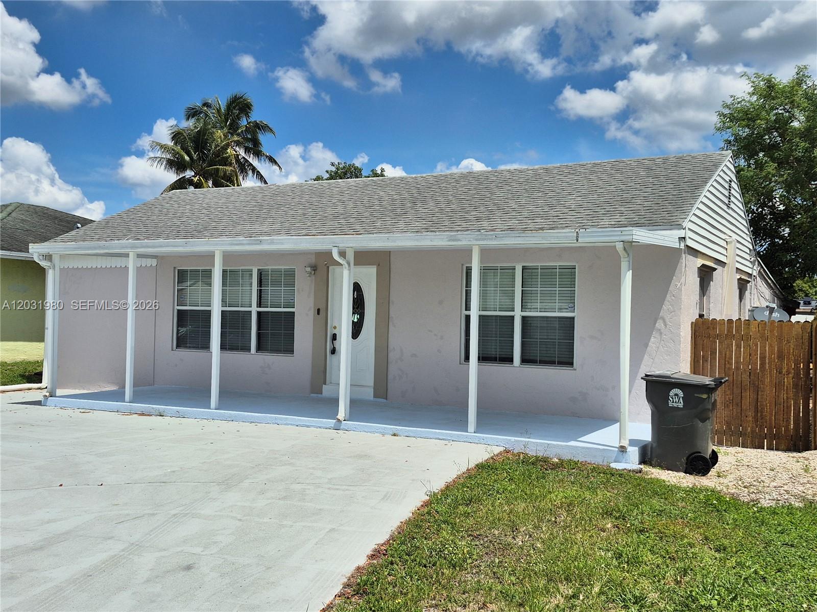 5653 Coconut Road West Palm Beach, FL 33413 - Photo 1 of 22