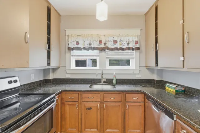 $365,000 | 62 Hancock Street, Fitchburg, MA 01420