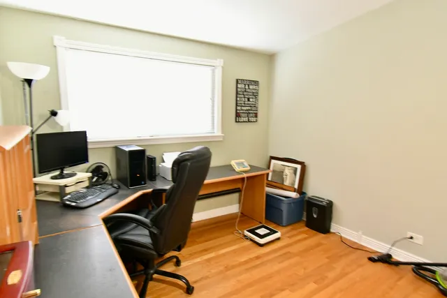 $229,000 | 16411 Claire Lane, South Holland, IL 60473