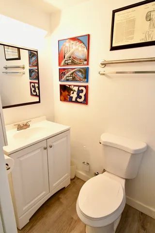 $229,000 | 16411 Claire Lane, South Holland, IL 60473