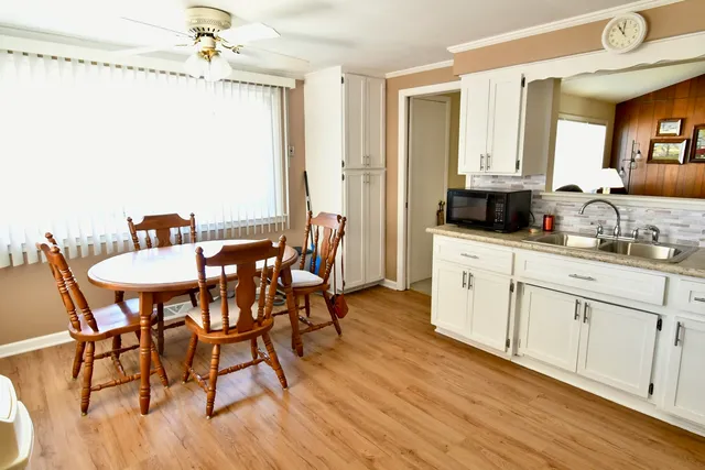 $229,000 | 16411 Claire Lane, South Holland, IL 60473