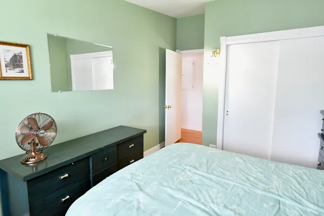 $229,000 | 16411 Claire Lane, South Holland, IL 60473