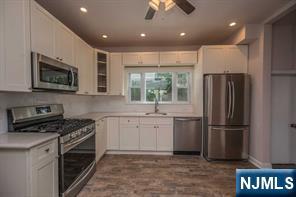 310 Union Street Carlstadt, NJ 07072 - Photo 14 of 21
