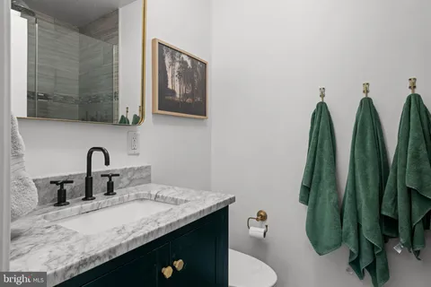 $450,000 | 2022 Federal Street, Philadelphia, PA 19146
