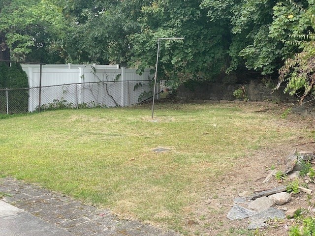 259 Massasoit Road Worcester, MA 01604 - Photo 15 of 16