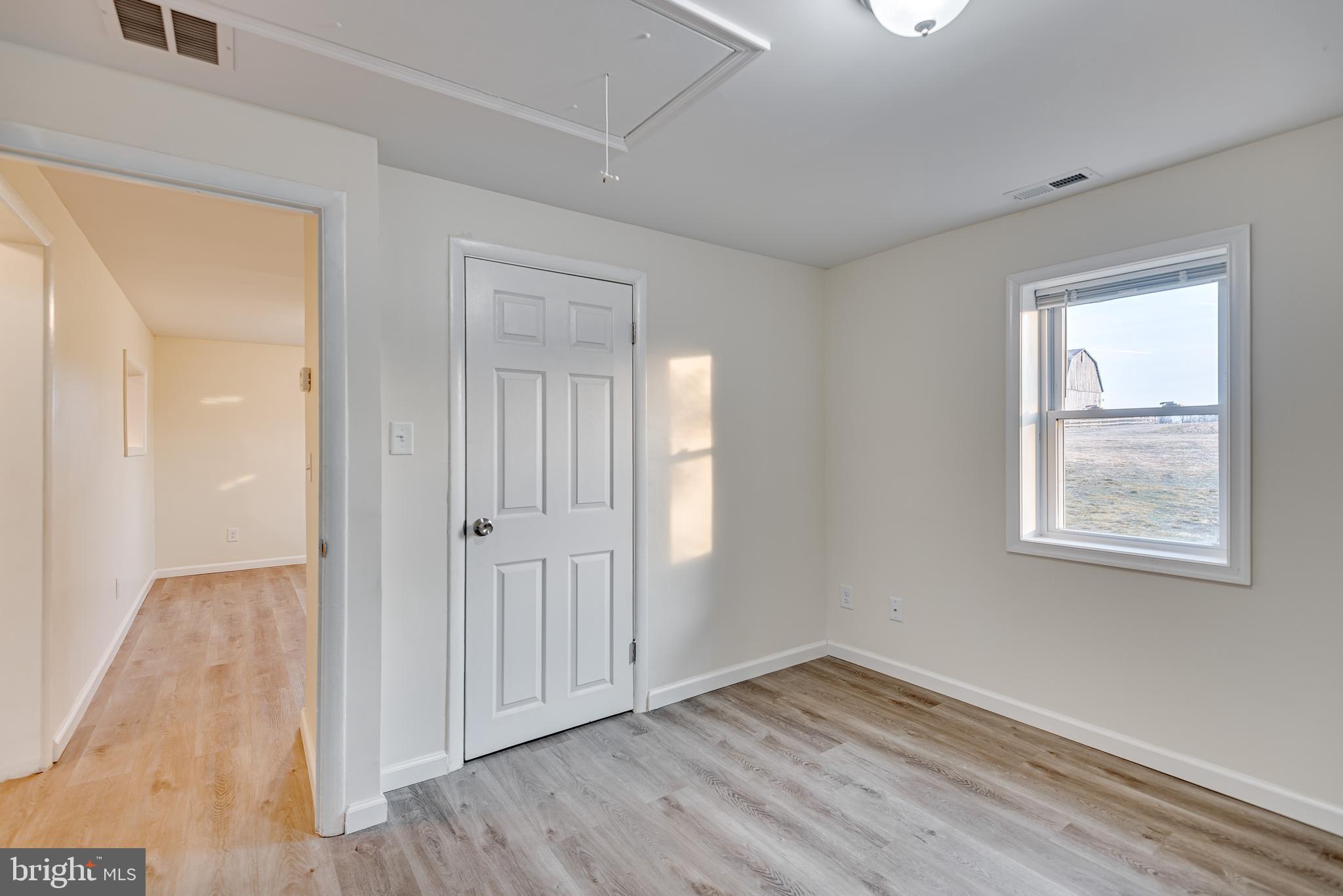 1558 Bay Head Road Annapolis, MD 21409 - Photo 17 of 33 Bedroom