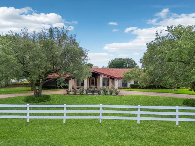 $799,999 | 2004 Bonanza Drive, Sachse, TX 75048