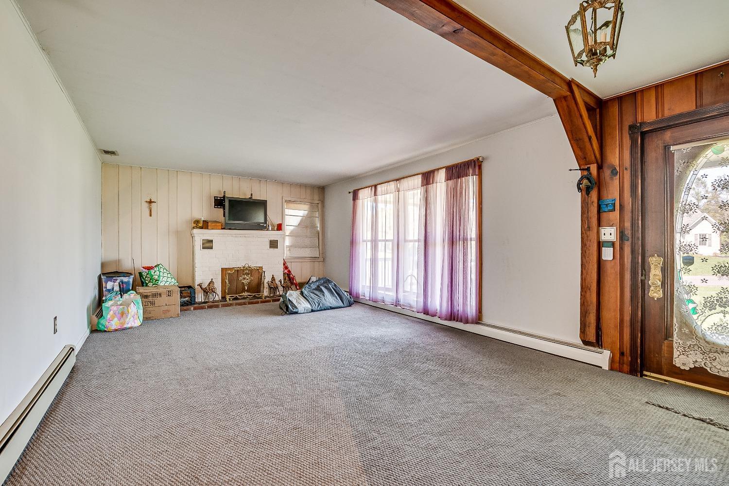 80 Gates Road Somerset, NJ 08873 - Photo 10 of 56 Gallery Image 10