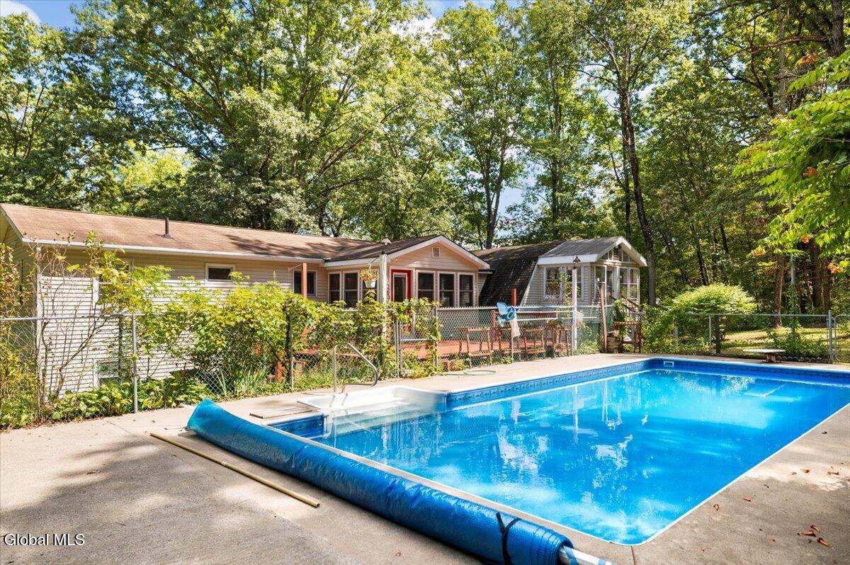 165 Redmond Road Moreau, NY 12831 - Photo 36 of 42 28-FJD_1556