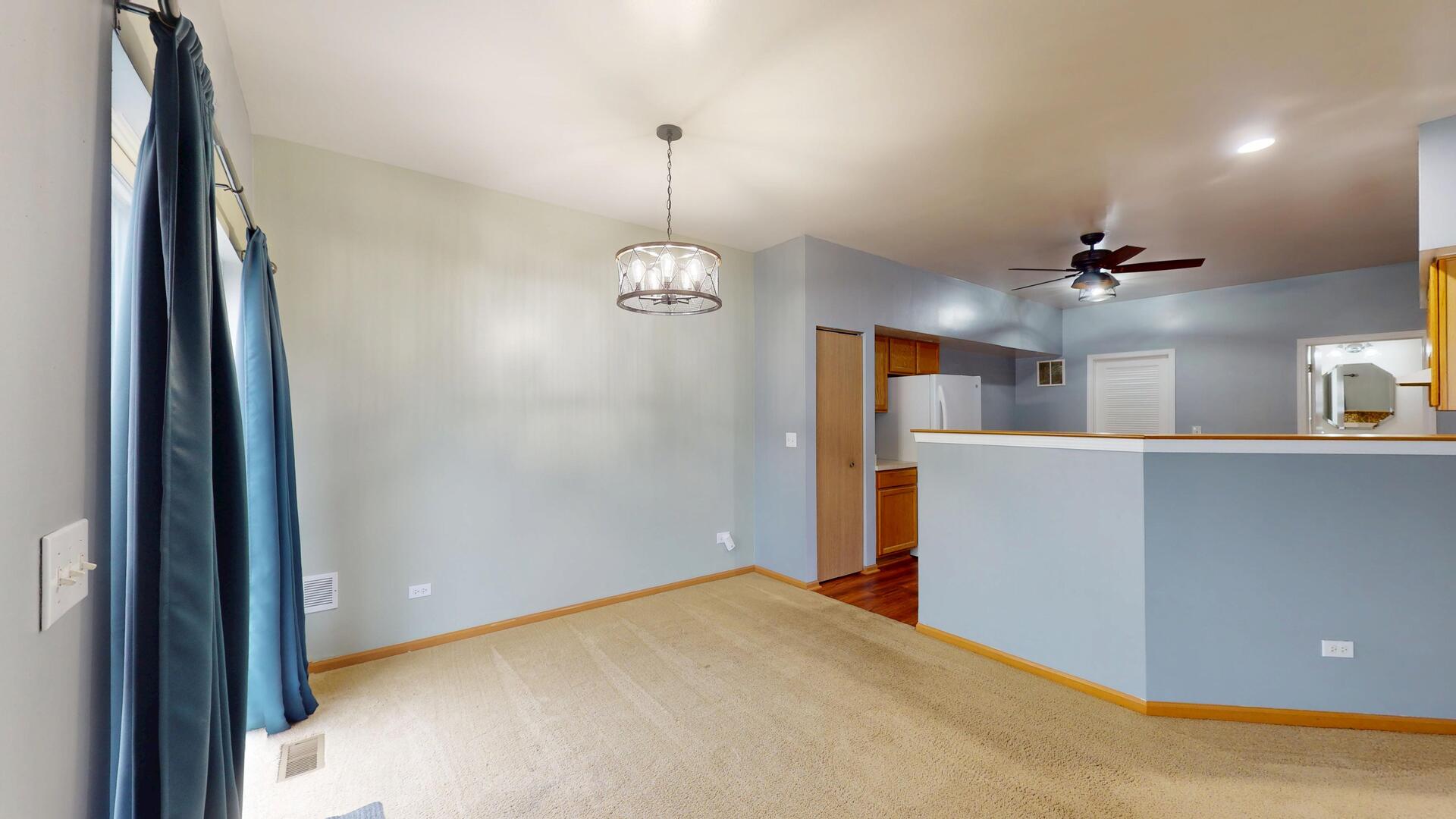 189 Key Largo Drive Romeoville, IL 60446 - Photo 11 of 31 Gallery Image 11