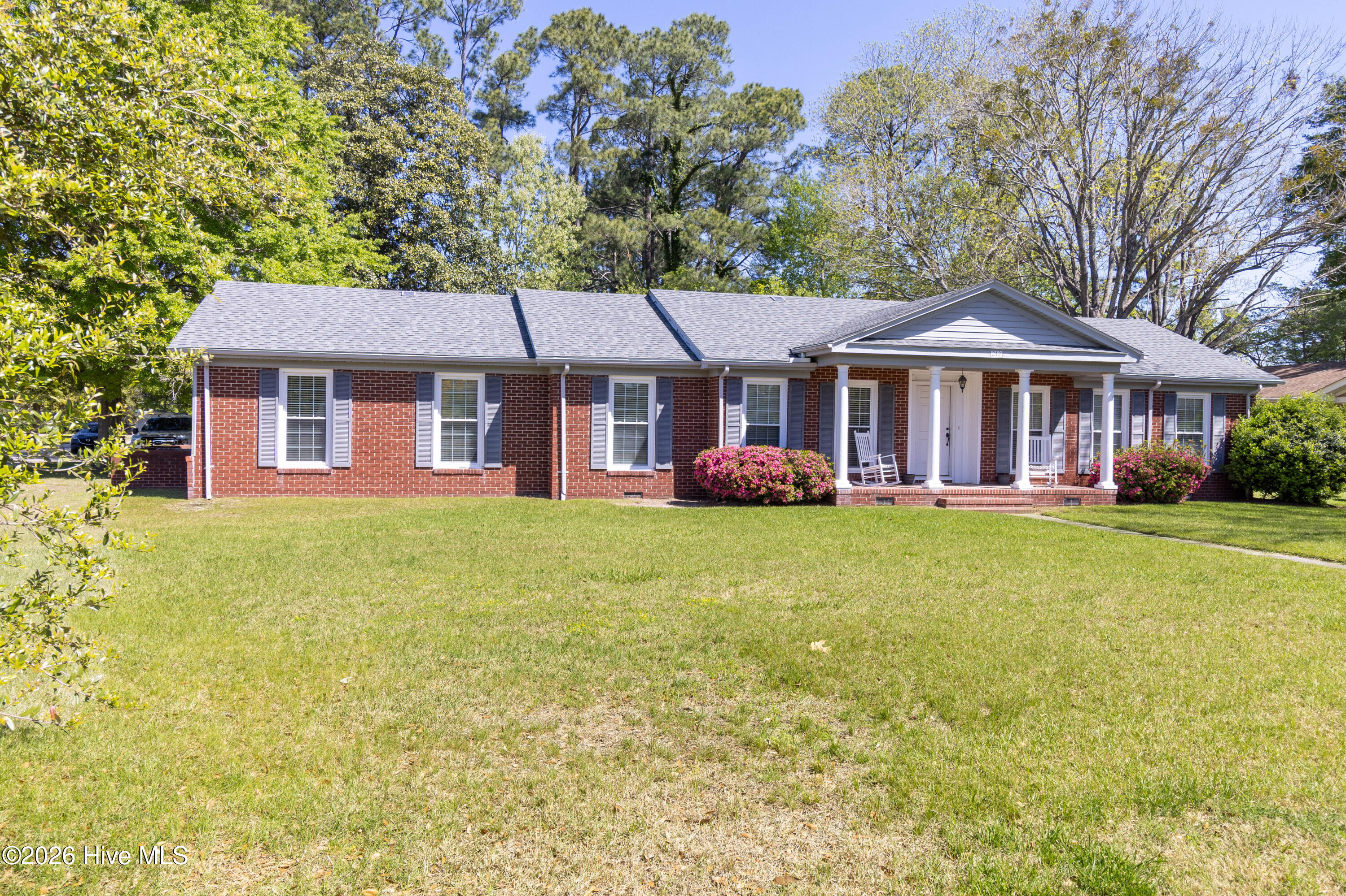 212 Robin Lane Edenton, NC 27932 - Photo 2 of 43 Another front view.