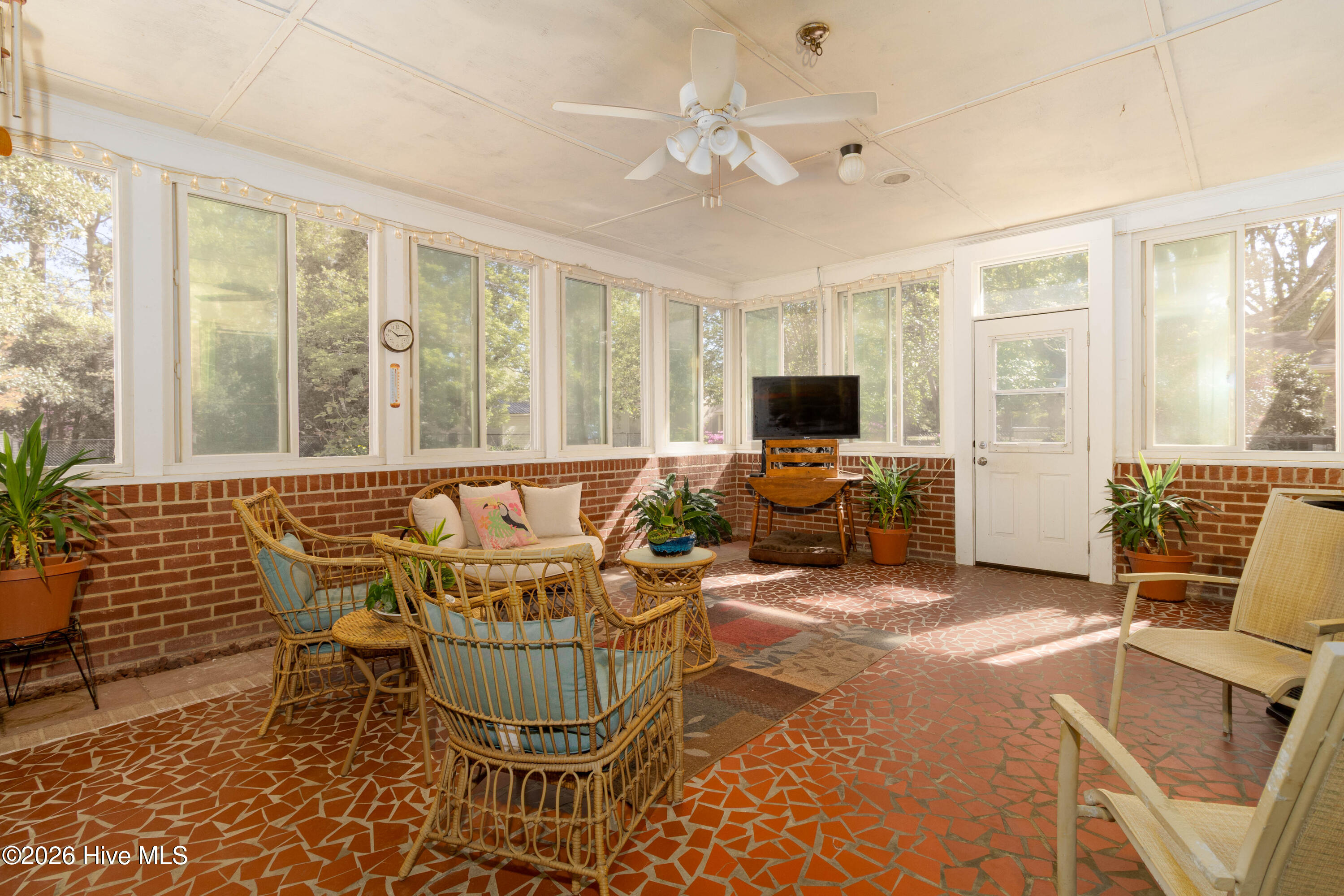 212 Robin Lane Edenton, NC 27932 - Photo 24 of 43 Second view Sunroom