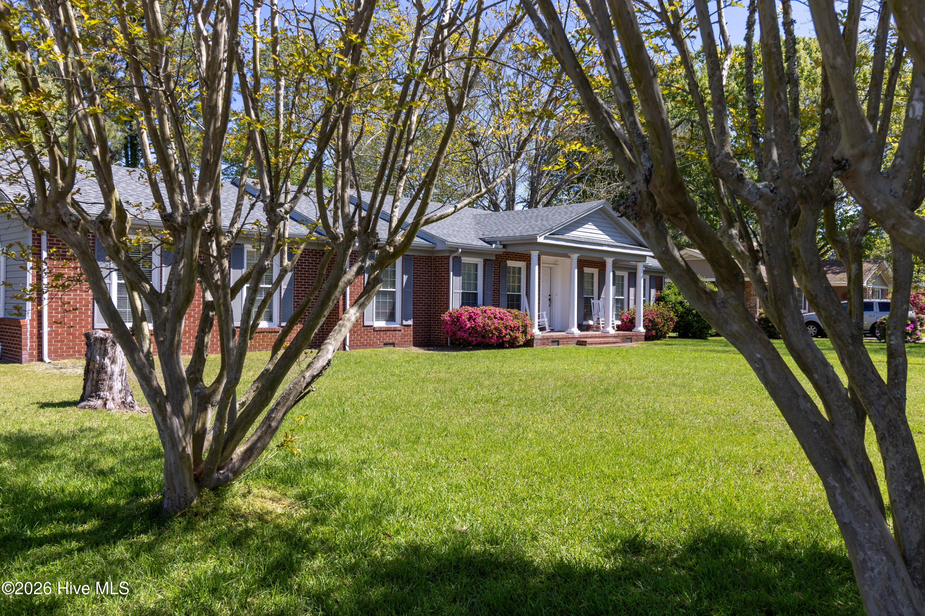212 Robin Lane Edenton, NC 27932 - Photo 3 of 43 Seconwd front vie