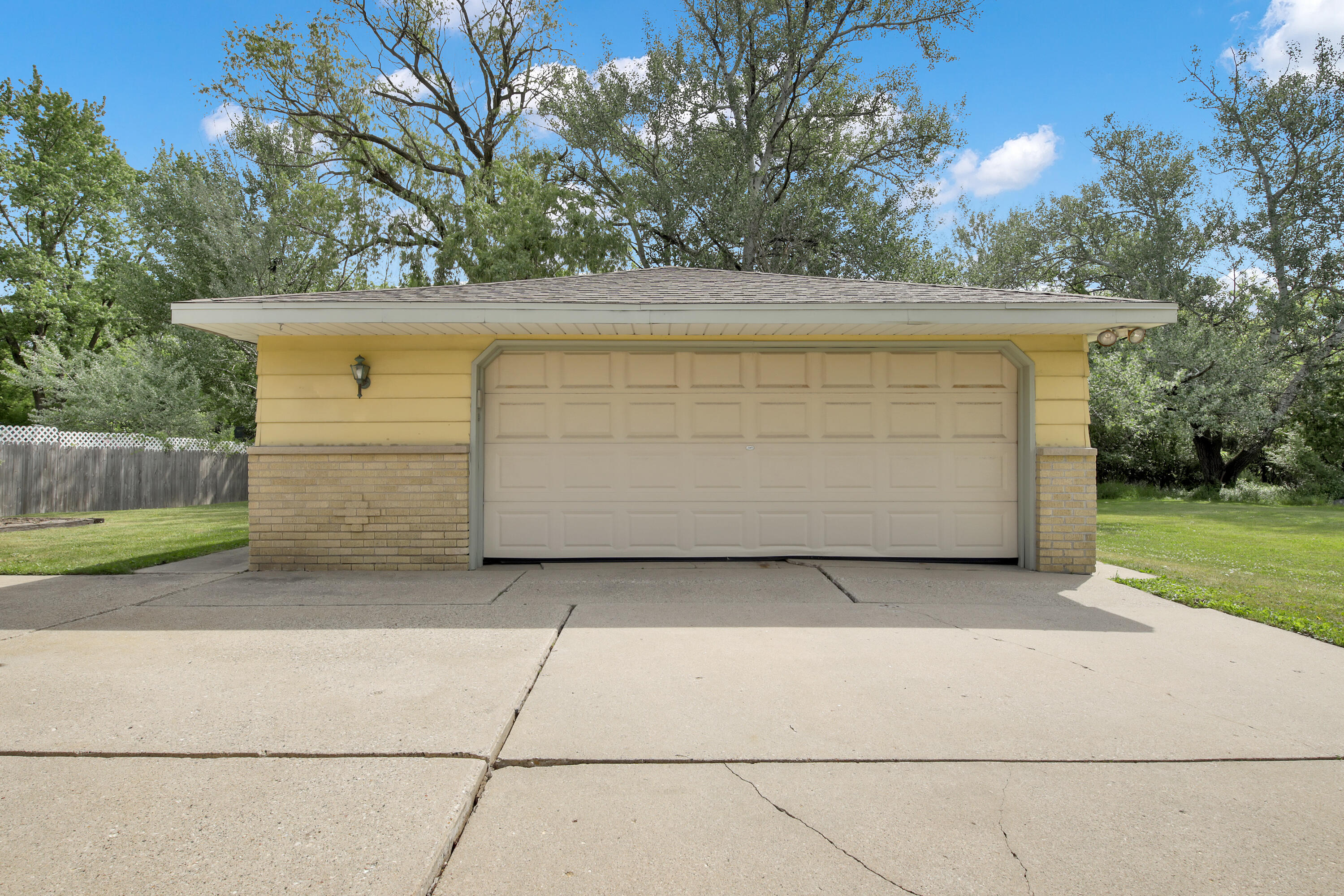 5020 North Lovers Lane Road Milwaukee, WI 53225 - Photo 31 of 32 5020 N Lovers Lane Rd-31