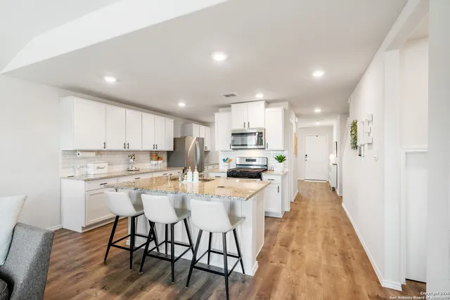 $2,650 | 3868 Copper River, Bulverde, TX 78163