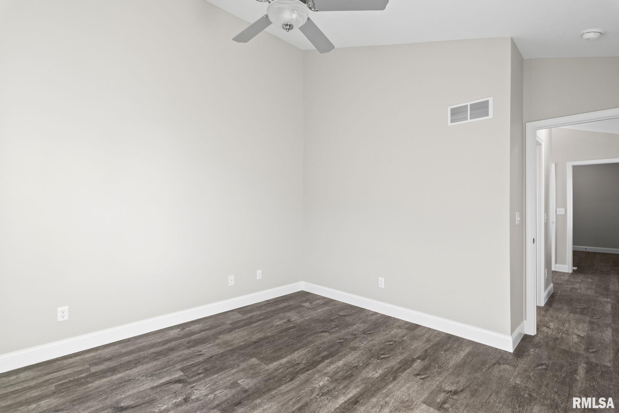 3604 Peach Tree Drive Springfield, IL 62711 - Photo 24 of 43 Gallery Image 24