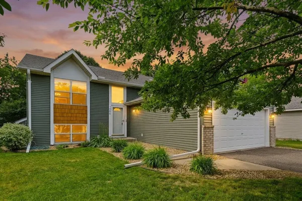 $420,000 | 7066 159th Street West, Apple Valley, MN 55124