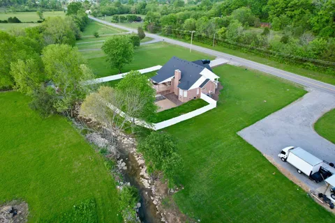 $699,900 | 555 Old Woodbury Pike, Readyville, TN 37149