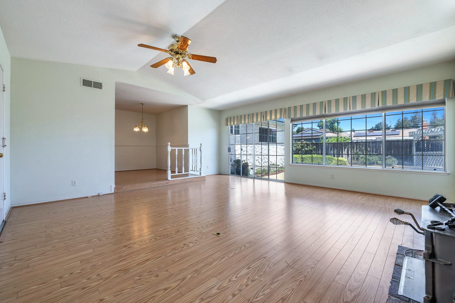 1461 Rall Avenue Clovis, CA 93611 - Photo 9 of 38