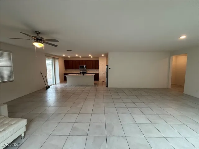 $2,985 | 8635 Vermont Vista Street, Las Vegas, NV 89113