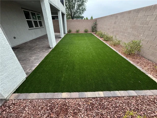 $2,985 | 8635 Vermont Vista Street, Las Vegas, NV 89113