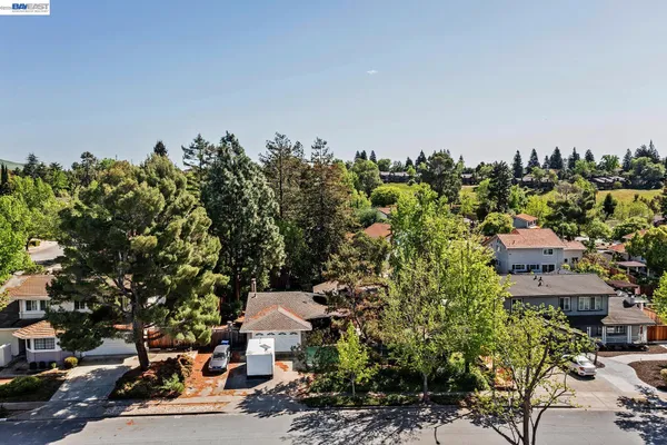 $1,600,000 | 1672 VÃa Sombrio, Fremont, CA 94539