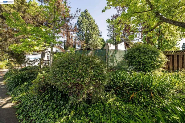 $1,600,000 | 1672 VÃa Sombrio, Fremont, CA 94539